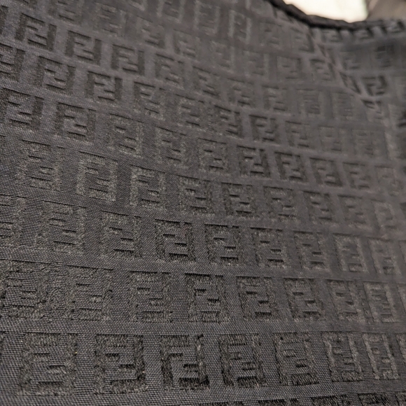 VTG Black Signature Oyster Bag by Fendi - Picture 5 of 7